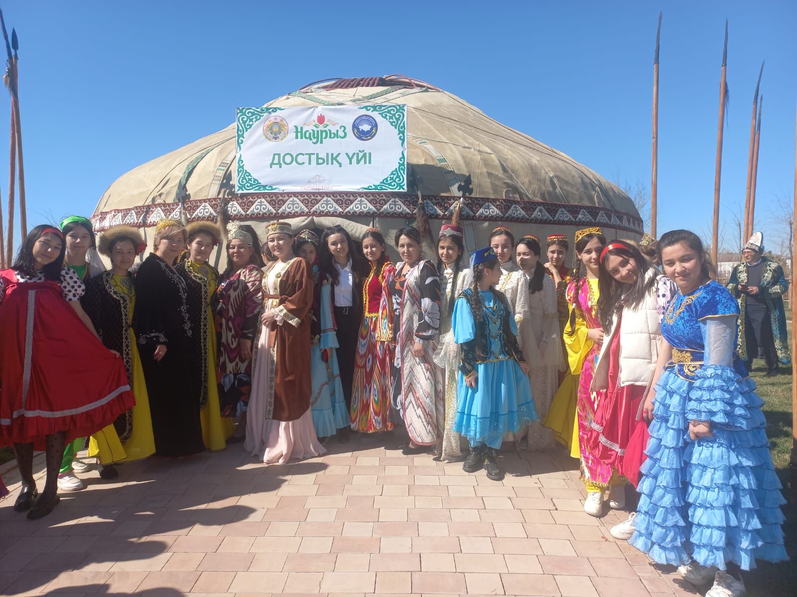 Азербайджан был представлен на фестивале культуры тюркских народов, проведенном в Туркестане