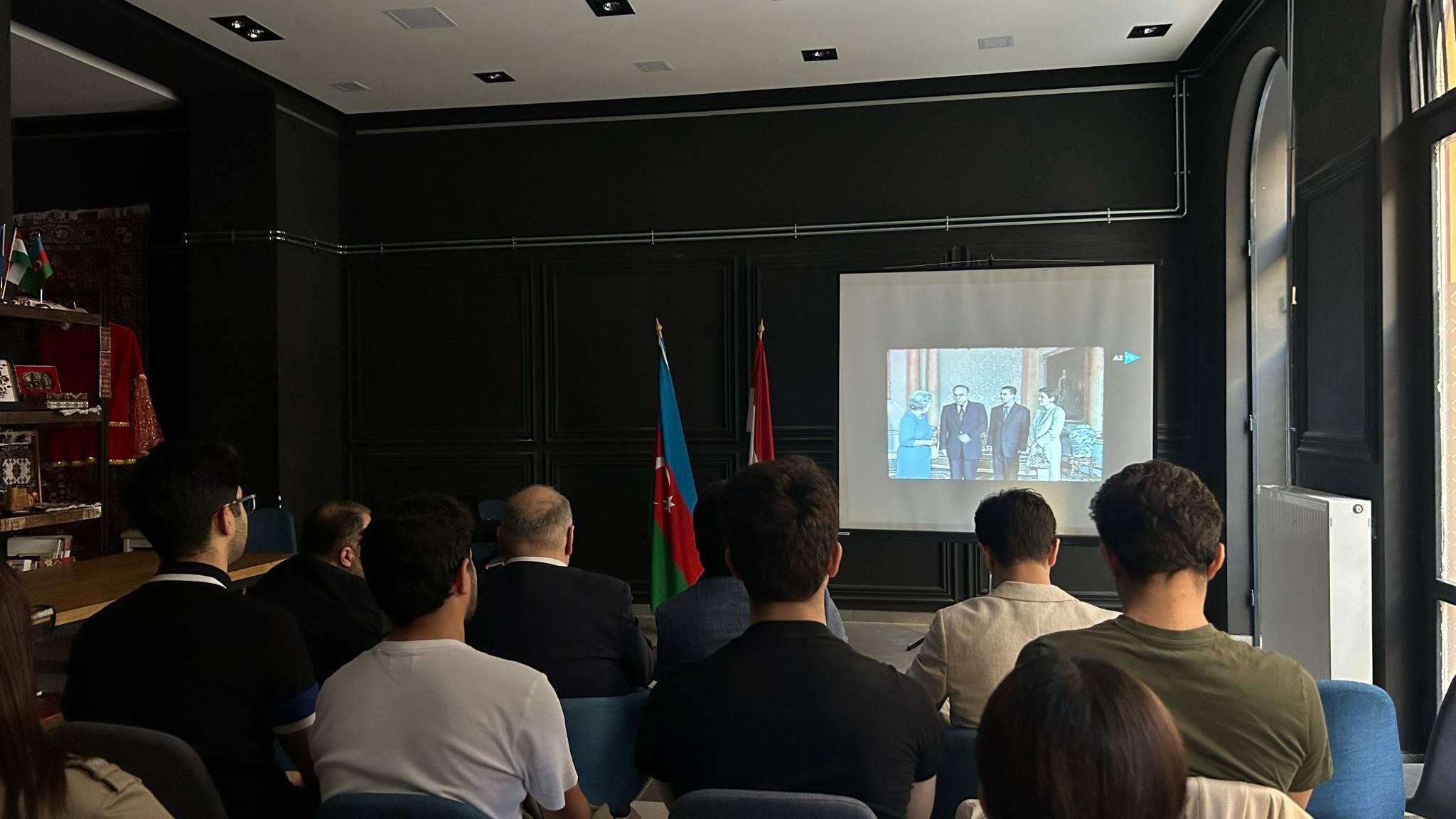 Macarıstan Azərbaycan Evində Ümummilli Lider Heydər Əliyev yad edilib