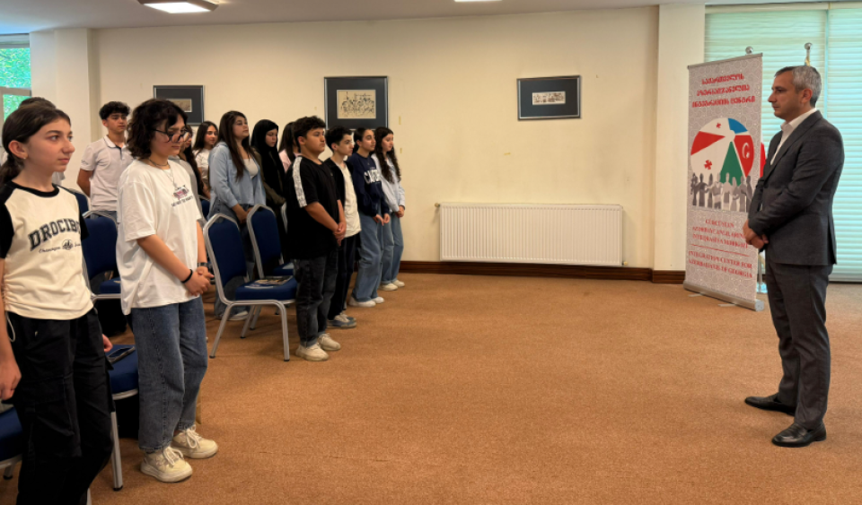 Ulu Öndər Heydər Əliyevin anadan olmasının 102-ci ili münasibətilə keçirilən inşa müsabiqəsinin qalibləri mükafatlandırılıb