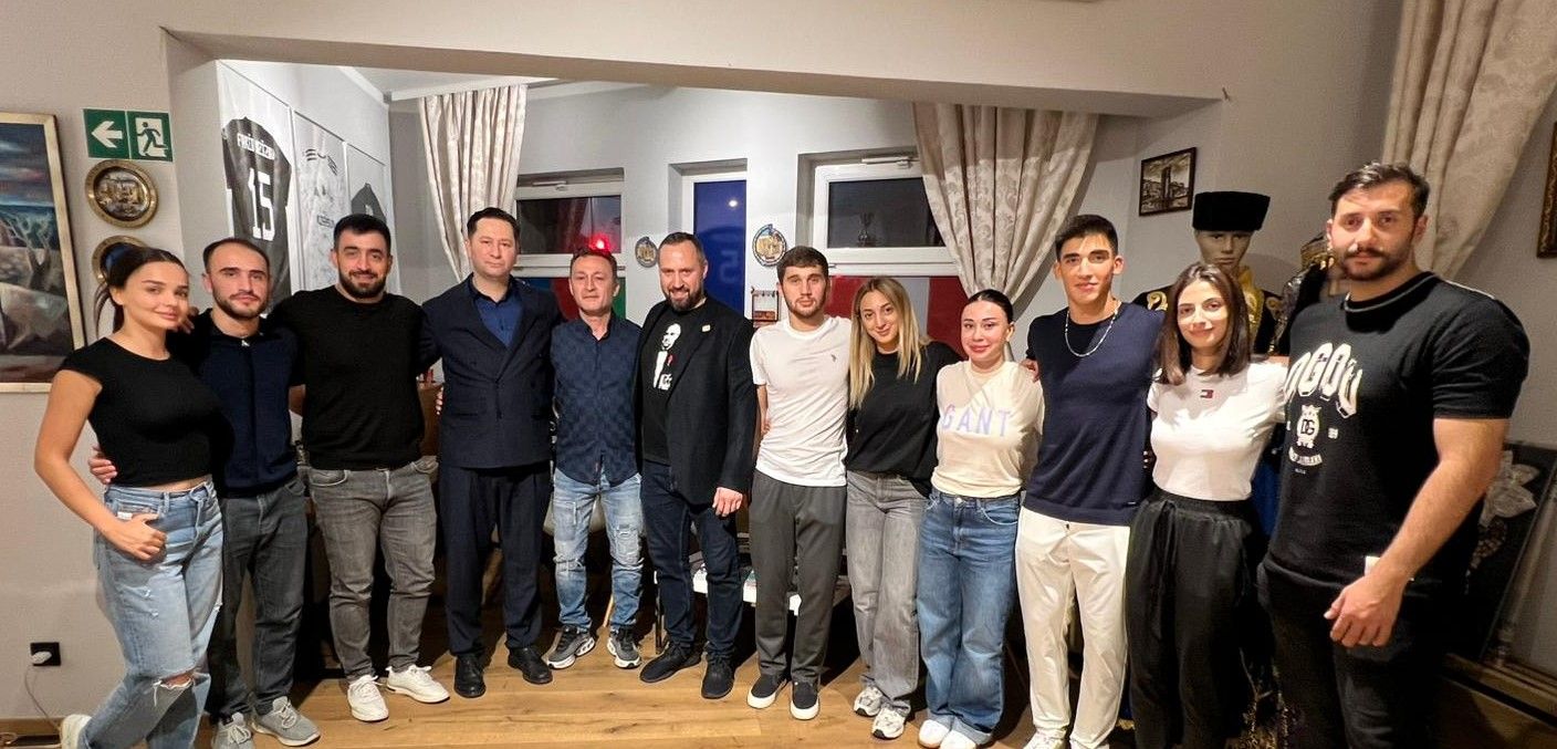 Zalsburq Azərbaycan Evində Azərbaycan karateçiləri ilə görüş olub