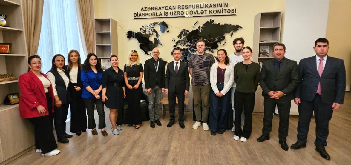 Diaspor Komitəsində Beynəlxalq Təhsil Konfransının iştirakçıları ilə görüş olub
