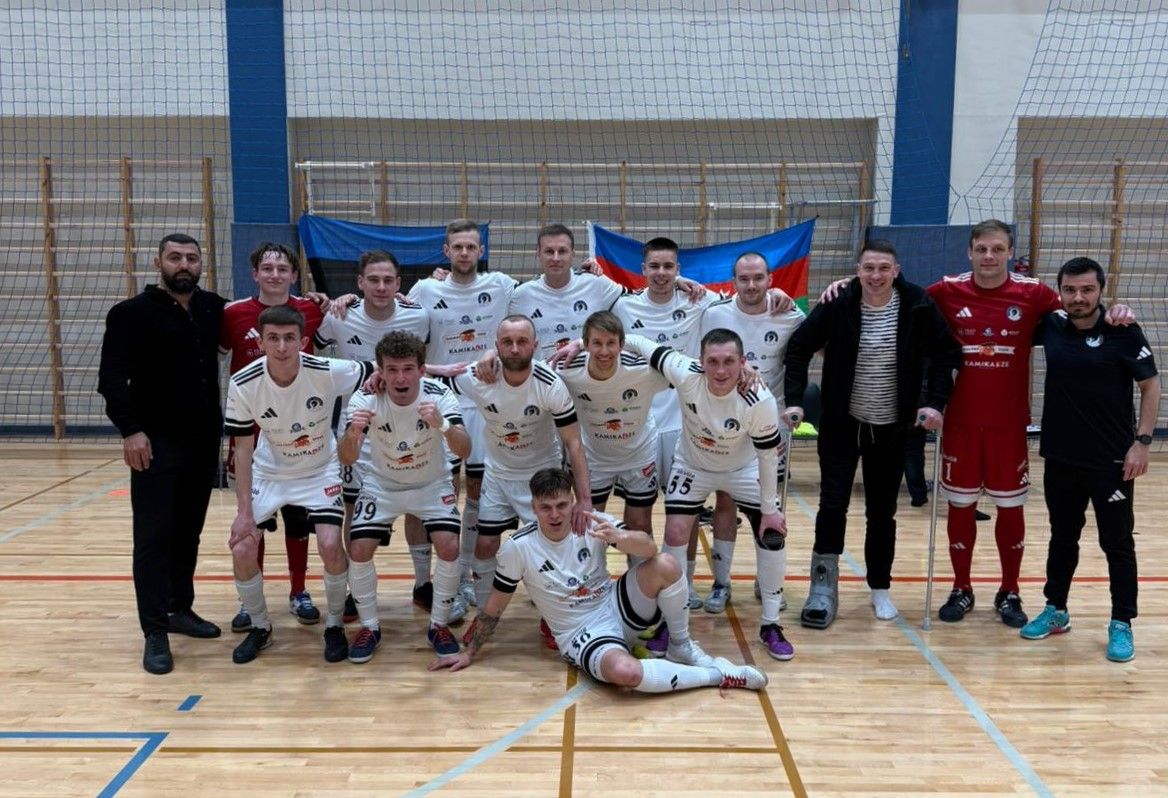 “FC Qarabağ Tallinn” komandası bürünc medal qazanıb