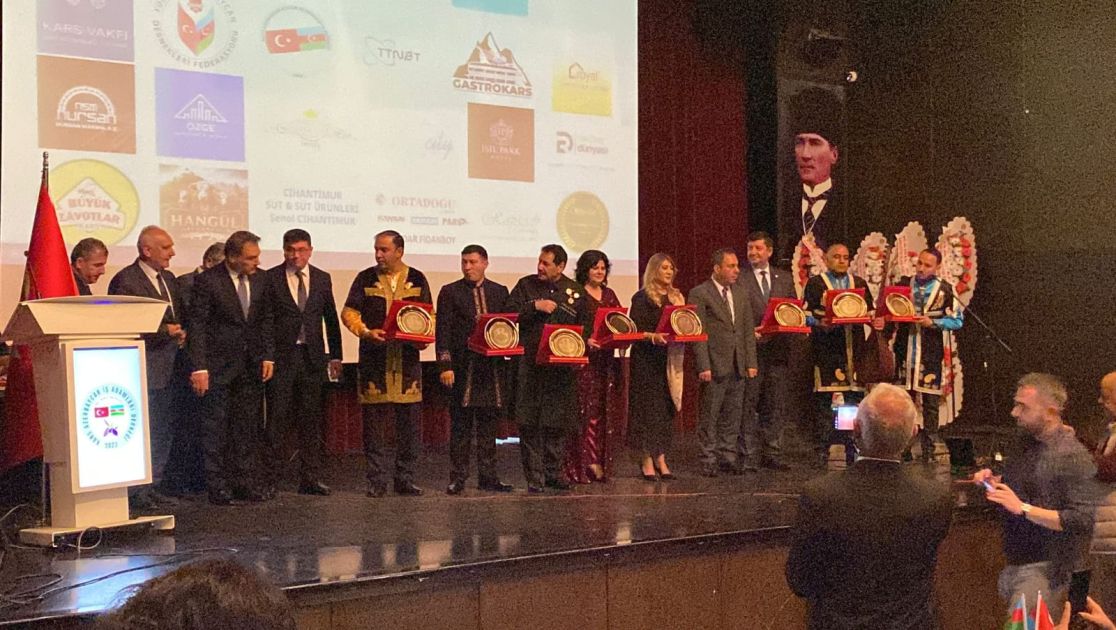 “Azərbaycandan Qarsa: Sazın-sözün körpüsü” adlı konsert proqramı təşkil olunub