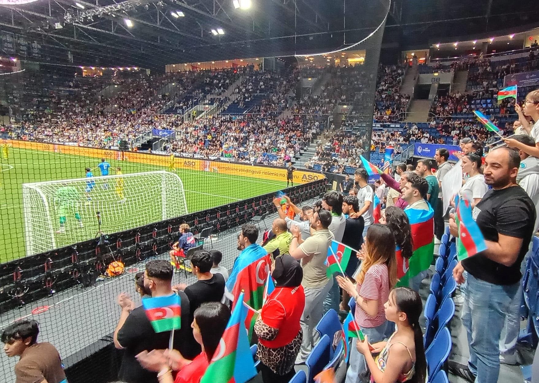 Diasporumuzdan Avropa çempionu olan millimizə dəstək