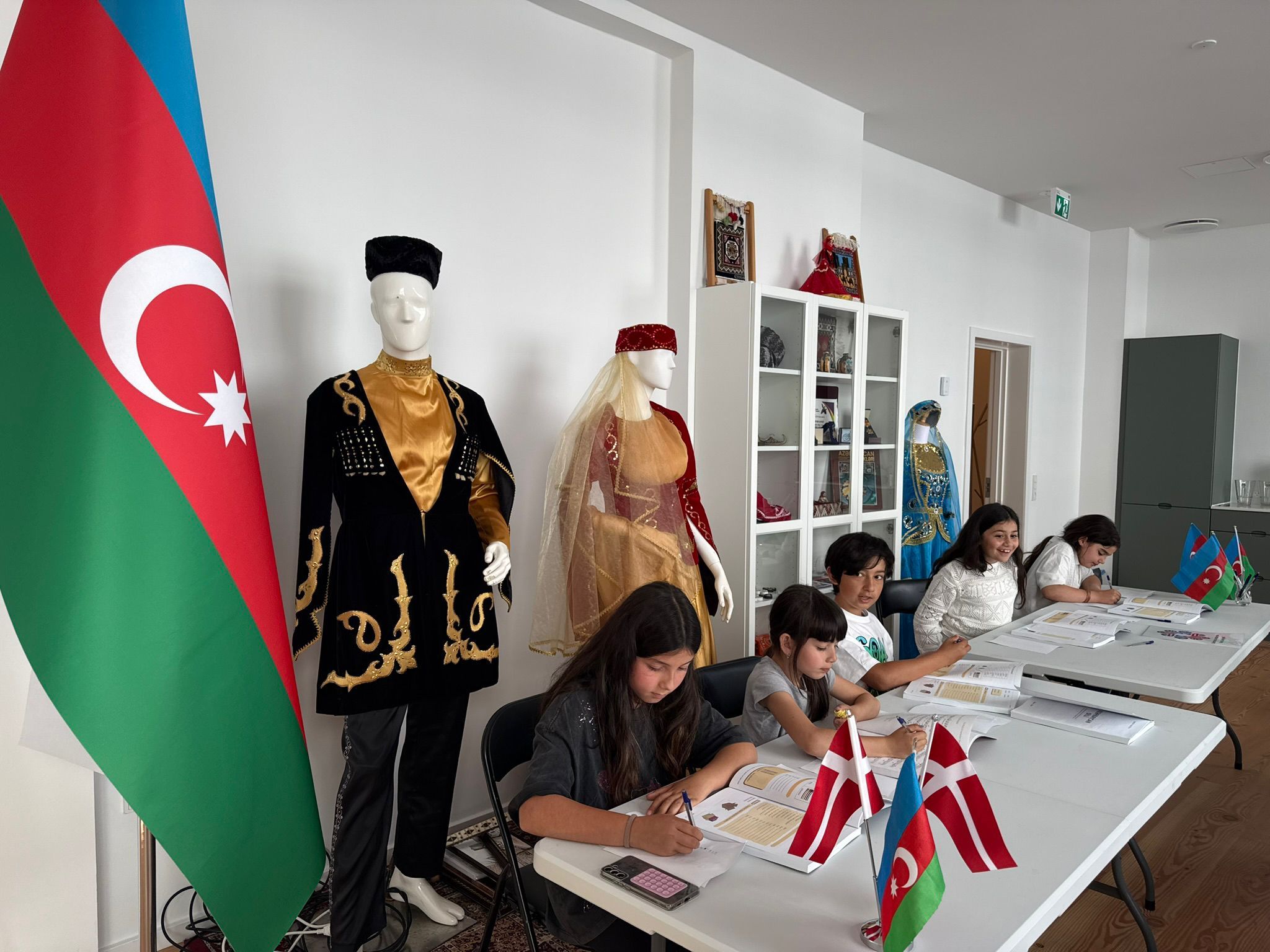 Danimarkada Azərbaycan dili məktəbi fəaliyyətə başlayıb