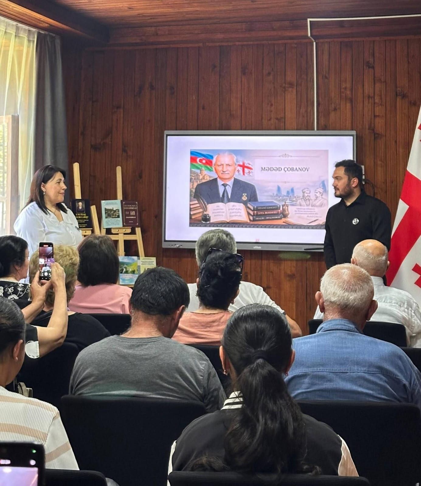 Bolnisidə professor Mədəd Çobanovun xatirəsi anılıb