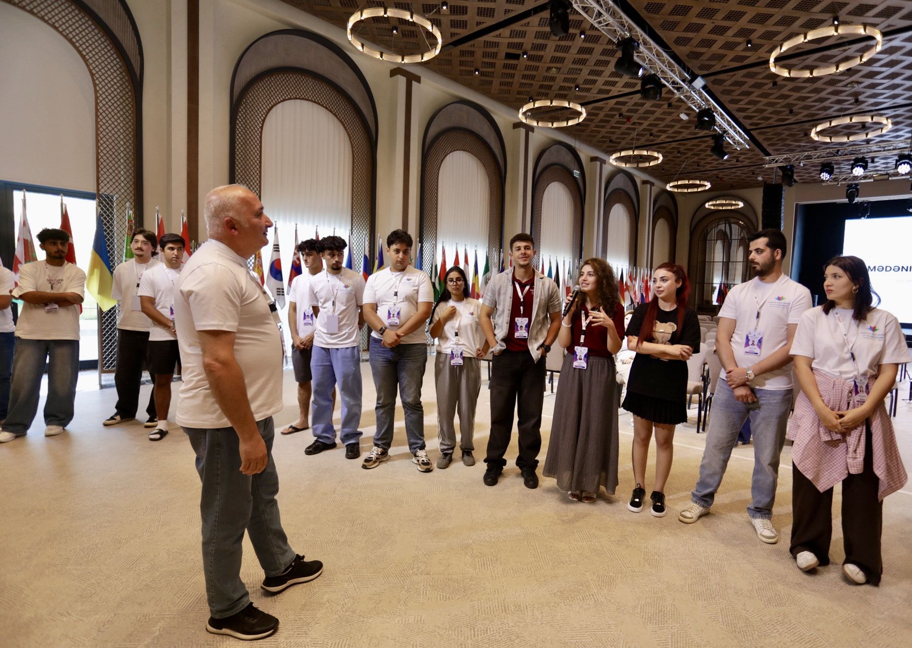 “Mədəniyyətlərarası fərqlər: anlamaq, qəbul etmək və ünsiyyət qurmaq”